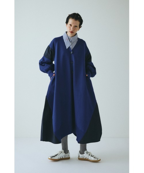 HeRIN.CYE（ヘリンドットサイ）の「Docking knit cardigan　　ドッキングニットカーディガン（カーディガン/ボレロ・レディース・ブラック/ブルー系その他3・FREE）」の9枚目の写真