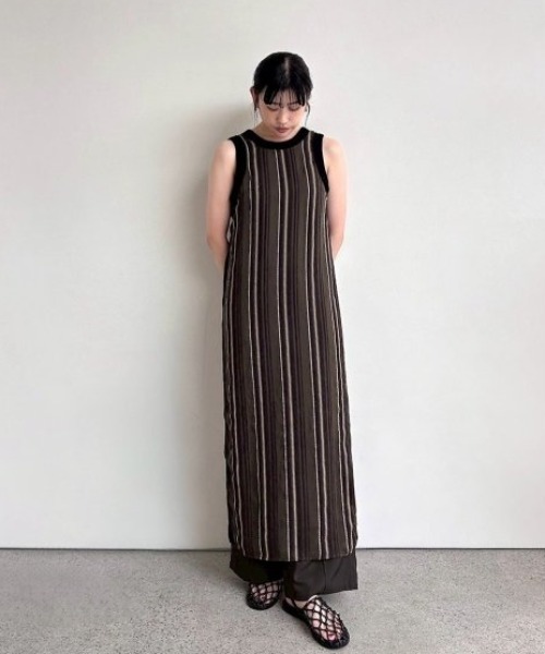 anuke(アンヌーク)の「Sheer Stripe Onepiece(ワンピース・レディース・ブラウン/ベージュ・36inch/38inch)」の3枚目の写真