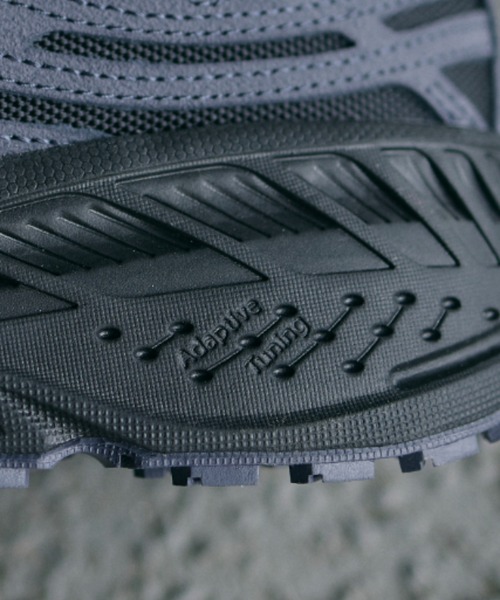 HOKA（ホカ）の「STINSON EVO OG TP　1166450-BBLC（スニーカー・メンズ・ブラック・30.0cm/29.0cm/28.5cm/28.0cm/27.5cm/27.0cm/26.5cm/26.0cm）」の4枚目の写真