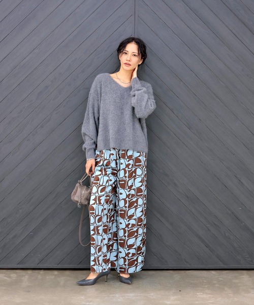 Jines(ジネス)の「アートプリントサテンワイドパンツ(その他パンツ・レディース・オフホワイト/ブルー・38)」の10枚目の写真