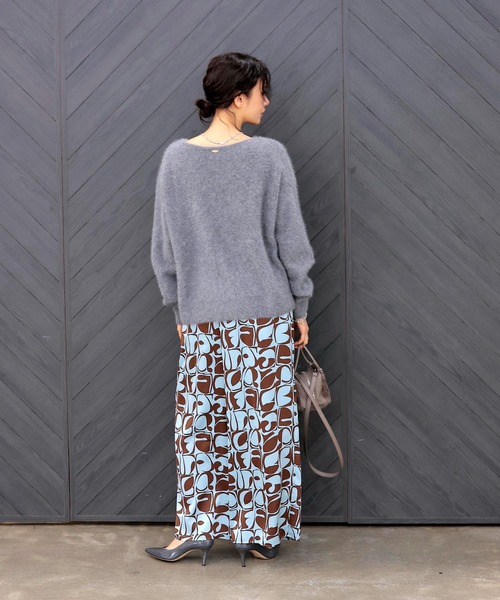 Jines(ジネス)の「アートプリントサテンワイドパンツ(その他パンツ・レディース・オフホワイト/ブルー・38)」の8枚目の写真