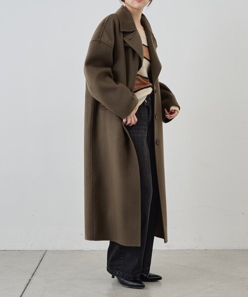 SHENERY（シーナリー）の「ビッグカラーリバーロングコート（その他アウター・レディース・ブラック/モカ/ブラウン/オフホワイト・FREE）」の6枚目の写真