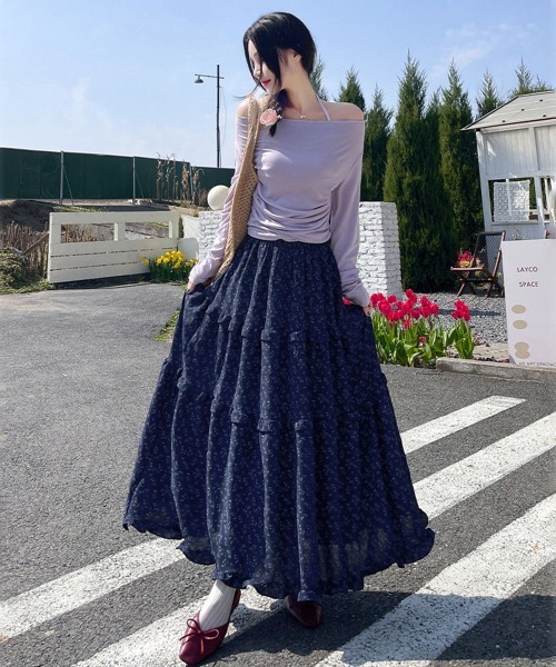 Miniministore(ミニミニストア)の「フリルティアード 小花柄 ロングスカート(スカート・レディース・ネイビー/ホワイト・L/S/XL/M)」の12枚目の写真