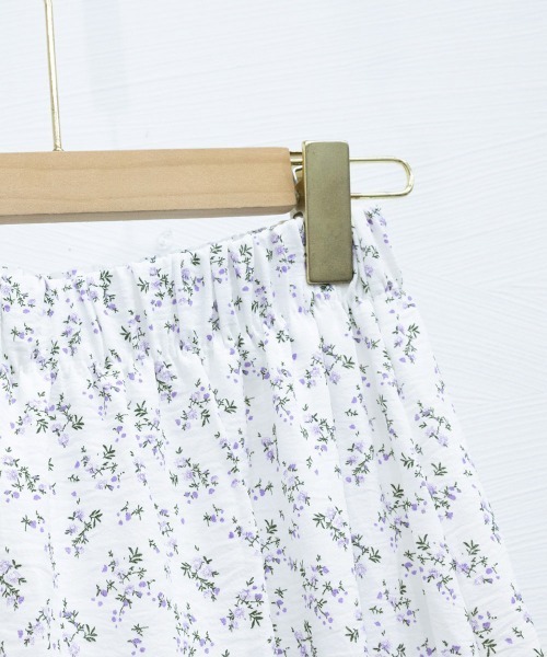 Miniministore(ミニミニストア)の「フリルティアード 小花柄 ロングスカート(スカート・レディース・ネイビー/ホワイト・L/S/XL/M)」の19枚目の写真