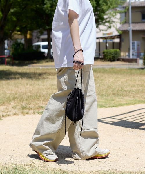 meltum(メルタム)の「CORDURA DRAWSTRING BAG(ボディバッグ/ウエストポーチ・メンズ・ブラック×ブルー/ブラック/ブラック×グレー・FREE)」の14枚目の写真