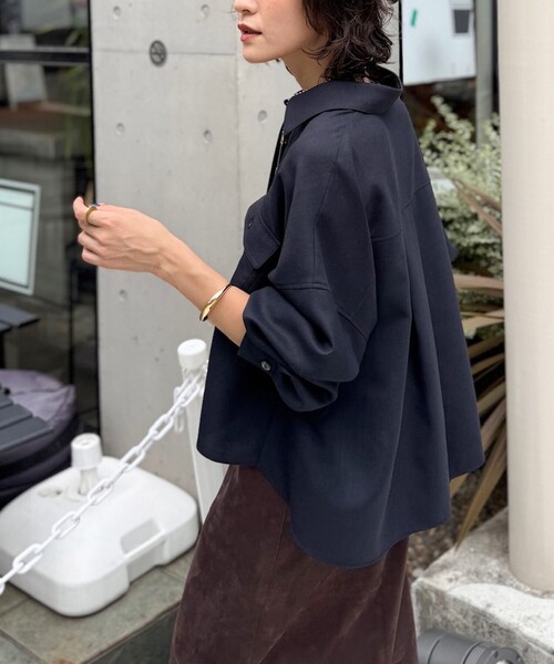 NOLLEY’S Sophi（ノーリーズソフィ）の「ウォッシャブルウール混ビエラショートシャツ（シャツ/ブラウス・レディース・ネイビー/ライトグレー・38）」の14枚目の写真