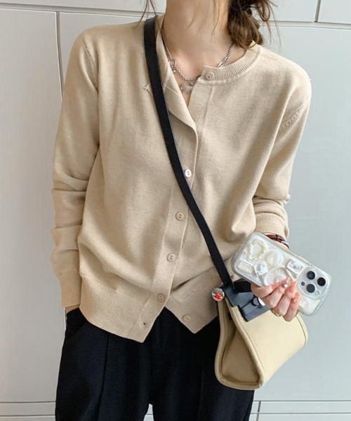 Miniministore(ミニミニストア)の「クルーネックニットカーディガン シンプル(カーディガン/ボレロ・レディース・ブラック/グレー/ブルー/ライトイエロー/フューシャピンク/クリーム/ブラウン/ホワイト/キャメル/ワインレッド/ピンク/ミント/マスタード/オレンジ/ベージュ/ネイビー/イエロー系2/イエロー系1・FREE)」の5枚目の写真