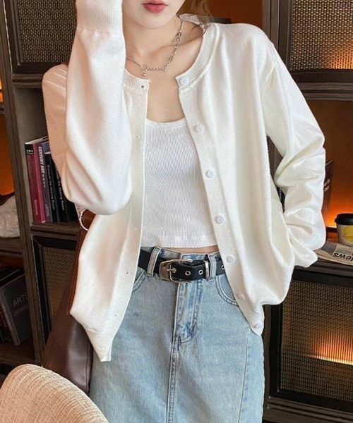 Miniministore(ミニミニストア)の「クルーネックニットカーディガン シンプル(カーディガン/ボレロ・レディース・ブラック/グレー/ブルー/ライトイエロー/フューシャピンク/クリーム/ブラウン/ホワイト/キャメル/ワインレッド/ピンク/ミント/マスタード/オレンジ/ベージュ/ネイビー/イエロー系2/イエロー系1・FREE)」の1枚目の写真