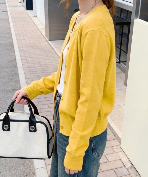 Miniministore(ミニミニストア)の「クルーネックニットカーディガン シンプル(カーディガン/ボレロ・レディース・ブラック/グレー/ブルー/ライトイエロー/フューシャピンク/クリーム/ブラウン/ホワイト/キャメル/ワインレッド/ピンク/ミント/マスタード/オレンジ/ベージュ/ネイビー/イエロー系2/イエロー系1・FREE)」の19枚目の写真