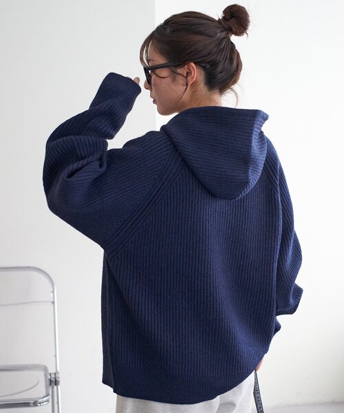 DISCOAT（ディスコート）の「【ユニセックス】Wジップニットフーディ（パーカー・レディース・グレー/レッド/ネイビー・FREE）」の11枚目の写真