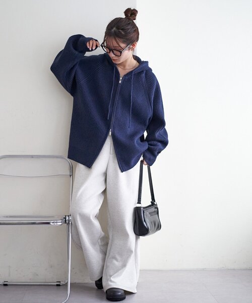 DISCOAT（ディスコート）の「【ユニセックス】Wジップニットフーディ（パーカー・レディース・グレー/レッド/ネイビー・FREE）」の13枚目の写真