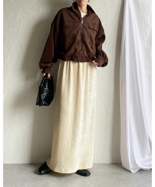 She's Closet(シーズクローゼット)の「Iラインハイウエスト光沢ベロアロングプリーツスカート(スカート・レディース・ブラウン/アイボリー/チャコールグレー・FREE)」の10枚目の写真