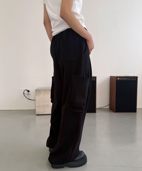 4INT.(フォイント)の「【UNISEX】カーゴ ストリング スウェット ワイド パンツ(カーゴパンツ・レディース・ライトグレー/ブラック/カーキ/グレー・FREE)」の8枚目の写真