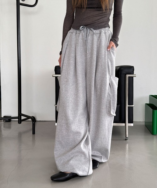 4INT.(フォイント)の「【UNISEX】カーゴ ストリング スウェット ワイド パンツ(カーゴパンツ・レディース・ライトグレー/ブラック/カーキ/グレー・FREE)」の20枚目の写真