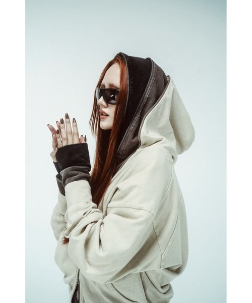 Neutral Untitled（ニュートラルアンタイトルド）の「ZIP HOODIE（パーカー・メンズ・ブラック/グレー/ホワイト・MEDIUM/LARGE/X-LARGE）」の10枚目の写真