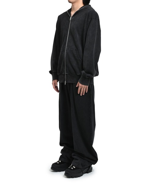 Neutral Untitled（ニュートラルアンタイトルド）の「ZIP HOODIE（パーカー・メンズ・ブラック/グレー/ホワイト・MEDIUM/LARGE/X-LARGE）」の15枚目の写真