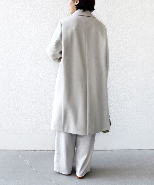 SHIPS（シップス）の「ロイヤル ジーロン チェスター コート（チェスターコート・レディース・ネイビー/ベージュ系/ブラウン系/グレー/ベージュ/ナチュラル/ライトブラウン・36/38）」の10枚目の写真