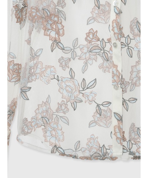 EIMY ISTOIRE（エイミーイストワール）の「チュールレースフラワーモチーフシャツ（シャツ/ブラウス・レディース・アイボリー/ピンクベージュ・F）」の4枚目の写真
