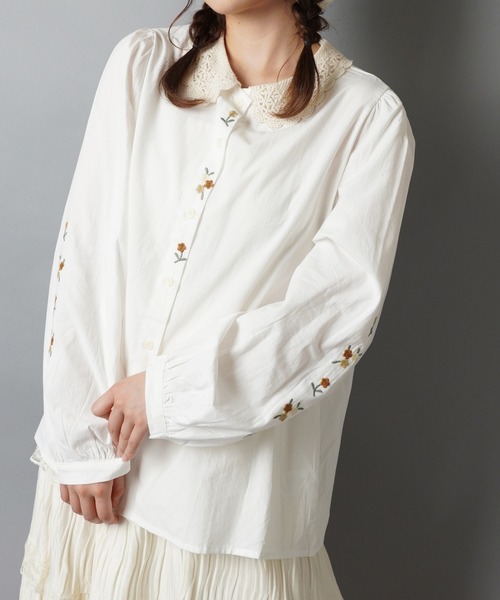 SPINNS(スピンズ)の「刺繍入り長袖ブラウス/襟レース/NEO森ガール/ボタンコア(シャツ/ブラウス・レディース・オフホワイト/グレー/ベージュ・ONESIZE)」の9枚目の写真