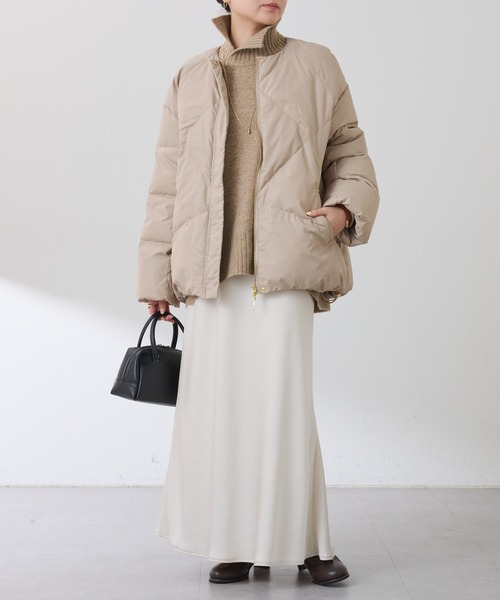 COLLAGE GALLARDAGALANTE（コラージュガリャルダガランテ）の「ライトエンボスノーカラーダウン（ダウンジャケット/コート・レディース・オフホワイト/ネイビー/ベージュ・FREE）」の13枚目の写真