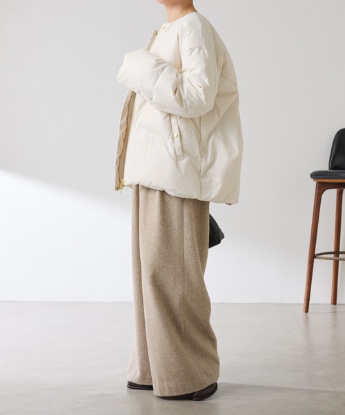 COLLAGE GALLARDAGALANTE（コラージュガリャルダガランテ）の「ライトエンボスノーカラーダウン（ダウンジャケット/コート・レディース・オフホワイト/ネイビー/ベージュ・FREE）」の10枚目の写真