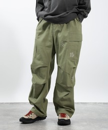 BAYFLOW | 落書き刺繍カーゴパンツ(その他パンツ)