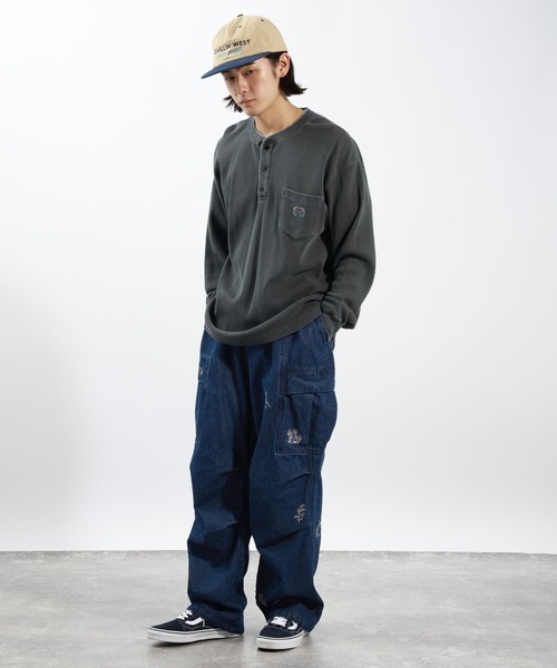 BAYFLOW(ベイフロー)の「落書き刺繍カーゴパンツ(その他パンツ・メンズ・その他1/カーキ/ブラック・LARGE/MEDIUM)」の22枚目の写真