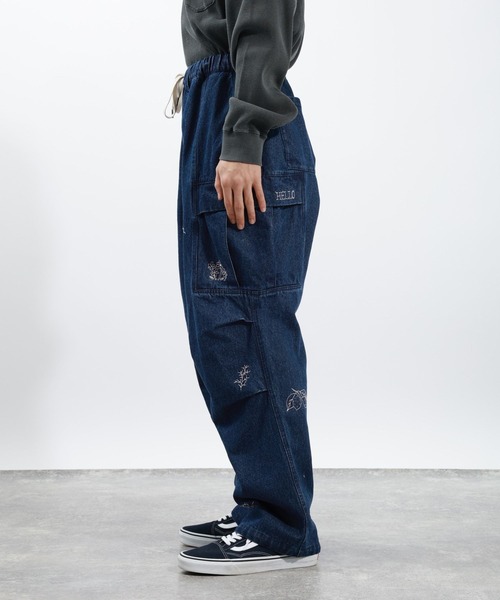 BAYFLOW(ベイフロー)の「落書き刺繍カーゴパンツ(その他パンツ・メンズ・その他1/カーキ/ブラック・LARGE/MEDIUM)」の15枚目の写真