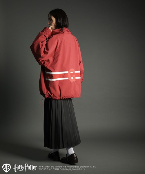 Green　Parks（グリーンパークス）の「ハリー・ポッター/ジップブルゾン（ブルゾン・レディース・チャコールグレー/イエロー/ネイビー/レッド・FREE）」の7枚目の写真