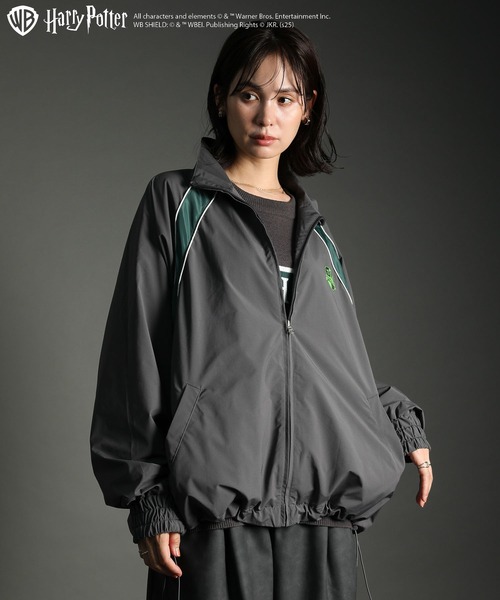 Green　Parks（グリーンパークス）の「ハリー・ポッター/ジップブルゾン（ブルゾン・レディース・チャコールグレー/イエロー/ネイビー/レッド・FREE）」の14枚目の写真