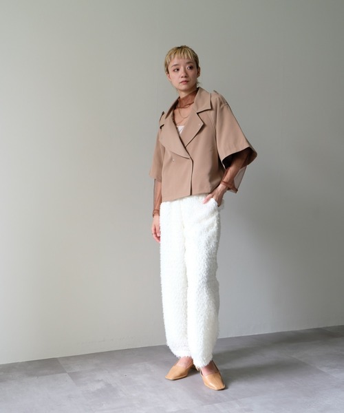 DOLLUPOOPS（ドールアップウップス）の「ケープライク2WAYカラーダブルジャケット（その他アウター・レディース・ダークネイビー/キャメル・38）」の12枚目の写真