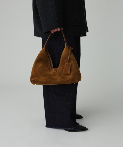 CHRISTIAN VILLA（クリスチャンヴィラ）の「【CHRISTIAN VILLA】Triangle BAG（ハンドバッグ・レディース・ブラウン/グレイッシュベージュ・フリー）」の4枚目の写真