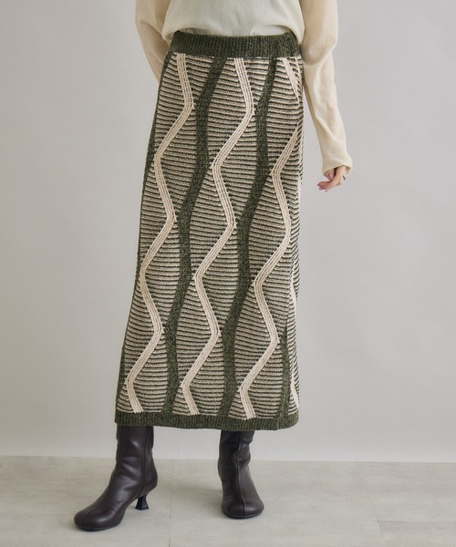 Paradise Picnic（パラダイスピクニック）の「モールヤーンウエーブジャガードスカート（スカート・レディース・ブラック/カーキ・FREE）」の10枚目の写真