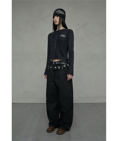 NIIER NOR(ニアノア)の「A'GEM/9 × .kom 『NIIER NOR/ニアノア』 EYELET FLUFFY CARDIGANS/アイレット フラッフィー カーディガン(カーディガン/ボレロ・レディース・アイボリー/ブラック・FREE)」の9枚目の写真