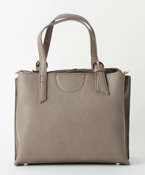 BEAUTY&YOUTH UNITED ARROWS(ビューティーアンドユースユナイテッドアローズ)の「【2WAY】BY∵ ベルトハンドルトート ◆(トートバッグ・レディース・ホワイト/ネイビー/ライトピンク/ベージュ/レッド/ワインレッド/ブラック/グレー・フリ-)」の3枚目の写真