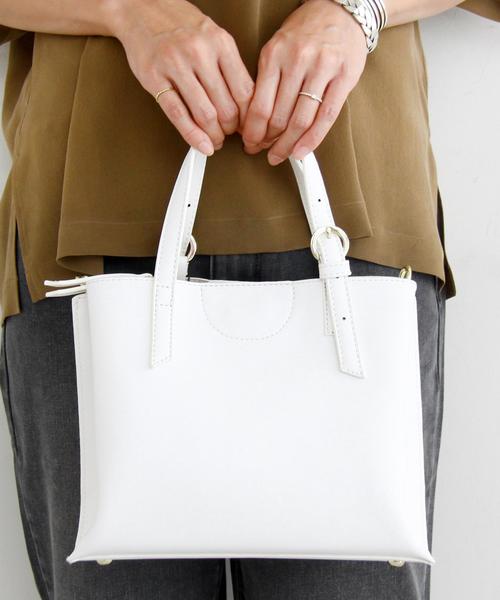 BEAUTY&YOUTH UNITED ARROWS(ビューティーアンドユースユナイテッドアローズ)の「【2WAY】BY∵ ベルトハンドルトート ◆(トートバッグ・レディース・ホワイト/ネイビー/ライトピンク/ベージュ/レッド/ワインレッド/ブラック/グレー・フリ-)」の19枚目の写真