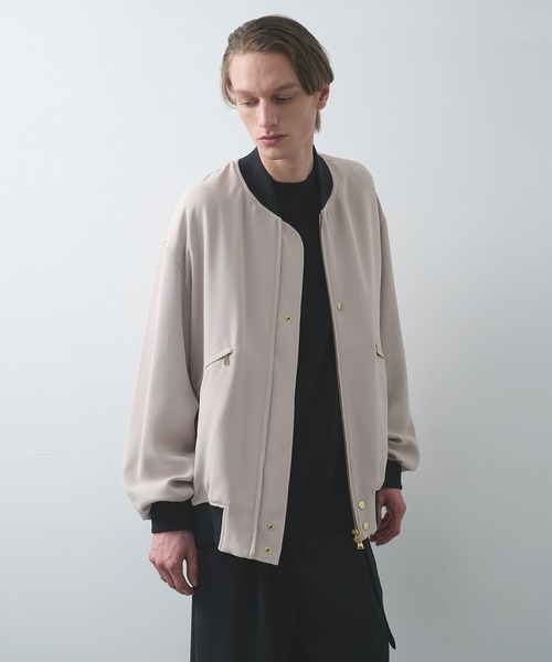 CULLNI(クルニ)の「【CULLNI】別注 MA-1(ブルゾン・メンズ・ブラック/ブラック系その他2/ベージュ・1/2)」の3枚目の写真