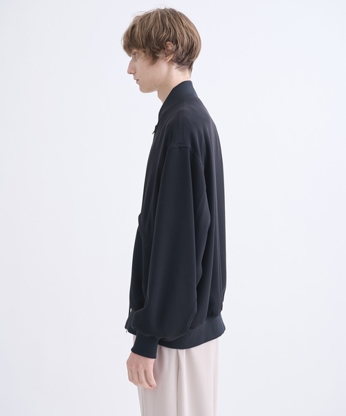 CULLNI(クルニ)の「【CULLNI】別注 MA-1(ブルゾン・メンズ・ブラック/ブラック系その他2/ベージュ・1/2)」の19枚目の写真