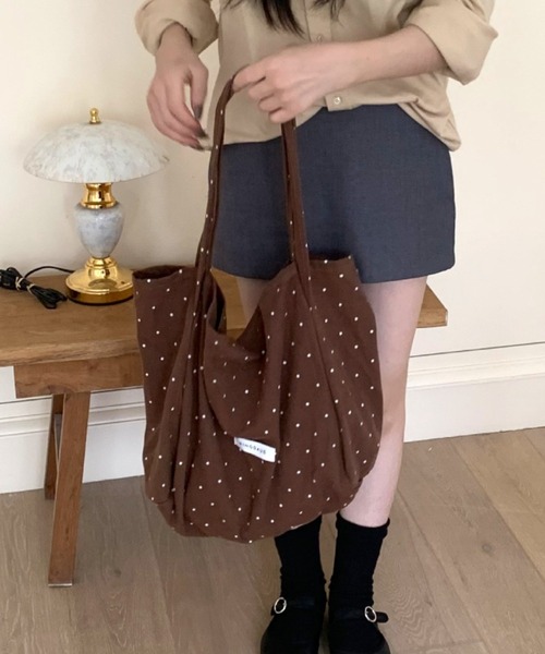 mebole(メボレ)の「Simple dot tote bag(トートバッグ・レディース・ネイビー/ホワイト/ブラウン/レッド・FREE)」の19枚目の写真