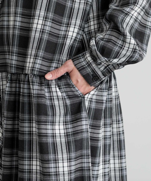 n'OrLABEL（ノアールレーベル）の「『ボウタイ付きチェックワンピース』（シャツワンピース・レディース・グレー/ブラウン・1/2）」の22枚目の写真