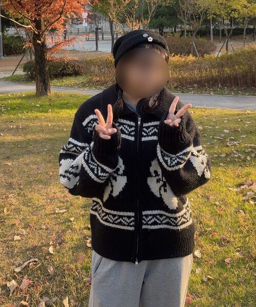 ROCKCAKE(ロックケーキ)の「Flower Cowichan Cardigan - Black/Black(カーディガン/ボレロ・レディース・その他・SMALL)」の12枚目の写真