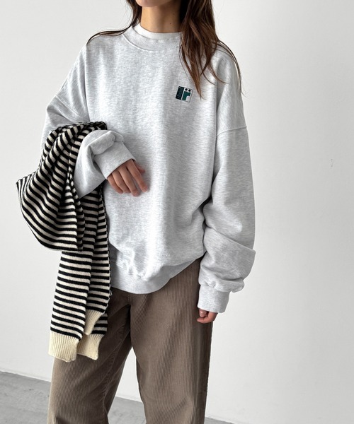 CANAL JEAN(キャナルジーン)の「Lakey Park オーバーサイズロゴトレーナー(スウェット・レディース・ブラック/ヘザーグレー・ONE SIZE)」の1枚目の写真