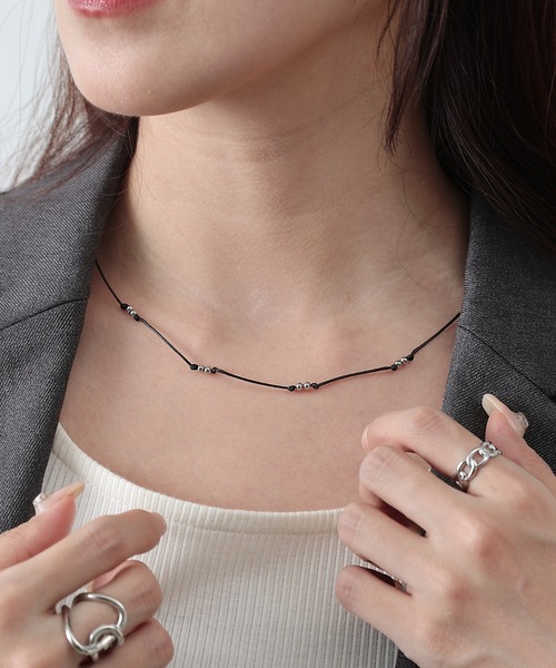 COLONY 2139(コロニートゥーワンスリーナイン)の「メタリックパールコードネックレス(ネックレス・レディース・ブラック・FREE)」の4枚目の写真