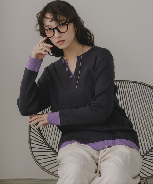 210nouve（トゥージュヌーブ）の「配色 キーネック リブニット（ニット/セーター・レディース・ブラウン/グレー/チャコールグレー/ネイビー・FREE）」の13枚目の写真