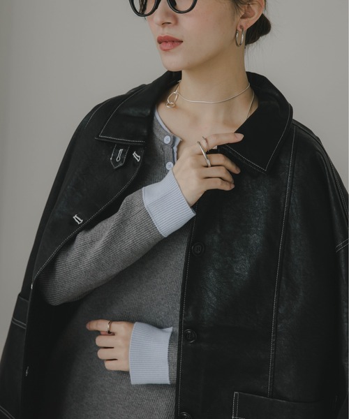 210nouve（トゥージュヌーブ）の「配色 キーネック リブニット（ニット/セーター・レディース・ブラウン/グレー/チャコールグレー/ネイビー・FREE）」の7枚目の写真