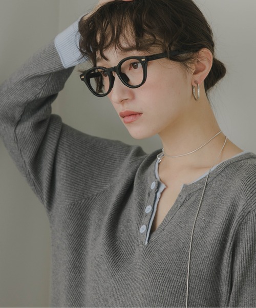 210nouve（トゥージュヌーブ）の「配色 キーネック リブニット（ニット/セーター・レディース・ブラウン/グレー/チャコールグレー/ネイビー・FREE）」の6枚目の写真