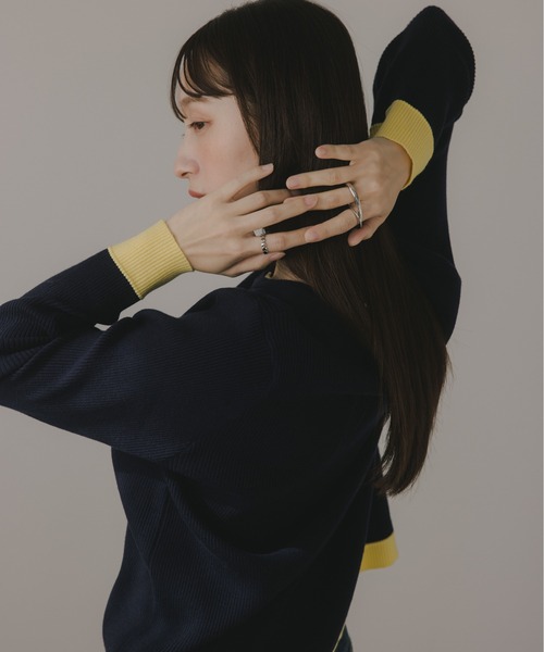 210nouve（トゥージュヌーブ）の「配色 キーネック リブニット（ニット/セーター・レディース・ブラウン/グレー/チャコールグレー/ネイビー・FREE）」の11枚目の写真