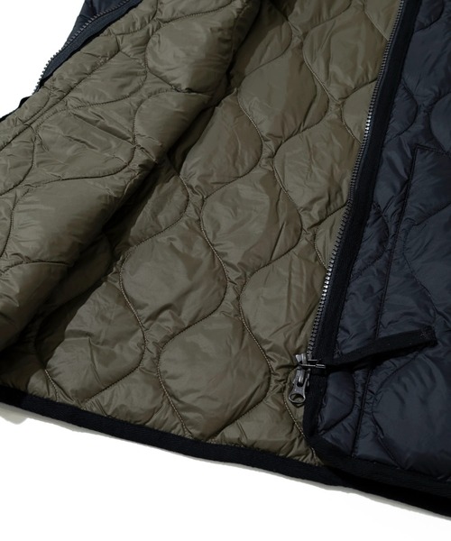 TAION(タイオン)の「TAION/タイオン MILITARY V-NECK W-ZIP DOWN VEST(SOFT SHELL)(ダウンベスト・メンズ・ブラック/セージグリーン・XX-LARGE/X-LARGE/LARGE)」の9枚目の写真