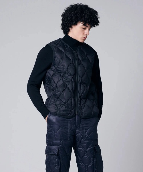 TAION(タイオン)の「TAION/タイオン MILITARY V-NECK W-ZIP DOWN VEST(SOFT SHELL)(ダウンベスト・メンズ・ブラック/セージグリーン・XX-LARGE/X-LARGE/LARGE)」の17枚目の写真