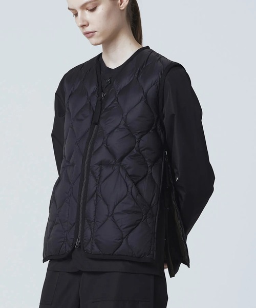 TAION(タイオン)の「TAION/タイオン MILITARY V-NECK W-ZIP DOWN VEST(SOFT SHELL)(ダウンベスト・メンズ・ブラック/セージグリーン・XX-LARGE/X-LARGE/LARGE)」の18枚目の写真